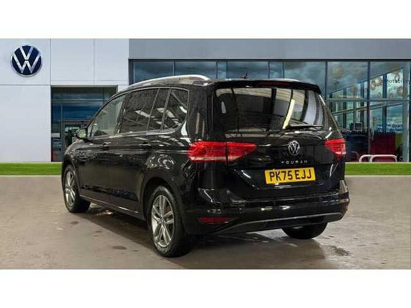 Used VW Touran 150 HP (110 kW) 2025 MPV