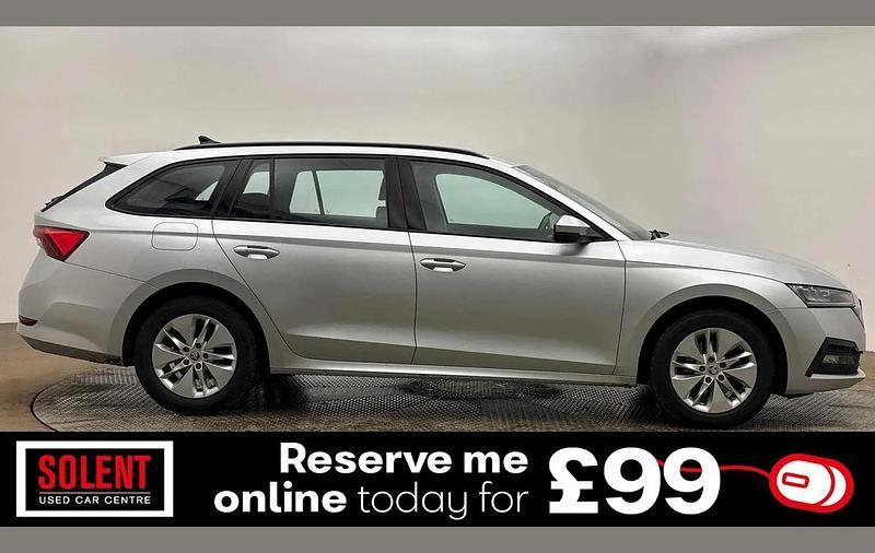 Used Skoda Octavia SE Technology 150 HP (110 kW) 2023 Silver Estate