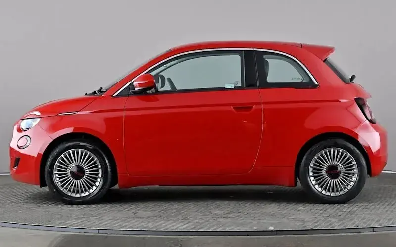 Usado Fiat 500e Red 86 kW (118 CV) 2026 Utilitario