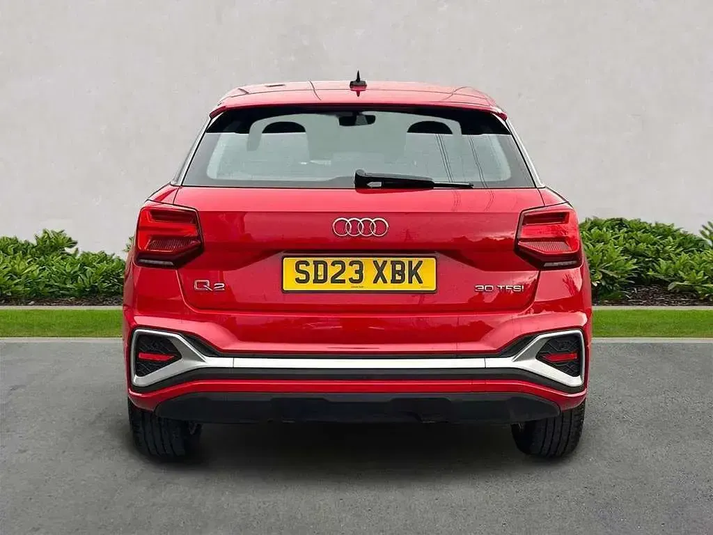 Used Audi Q2 S-Line 110 HP (80 kW) 2023 Red SUV
