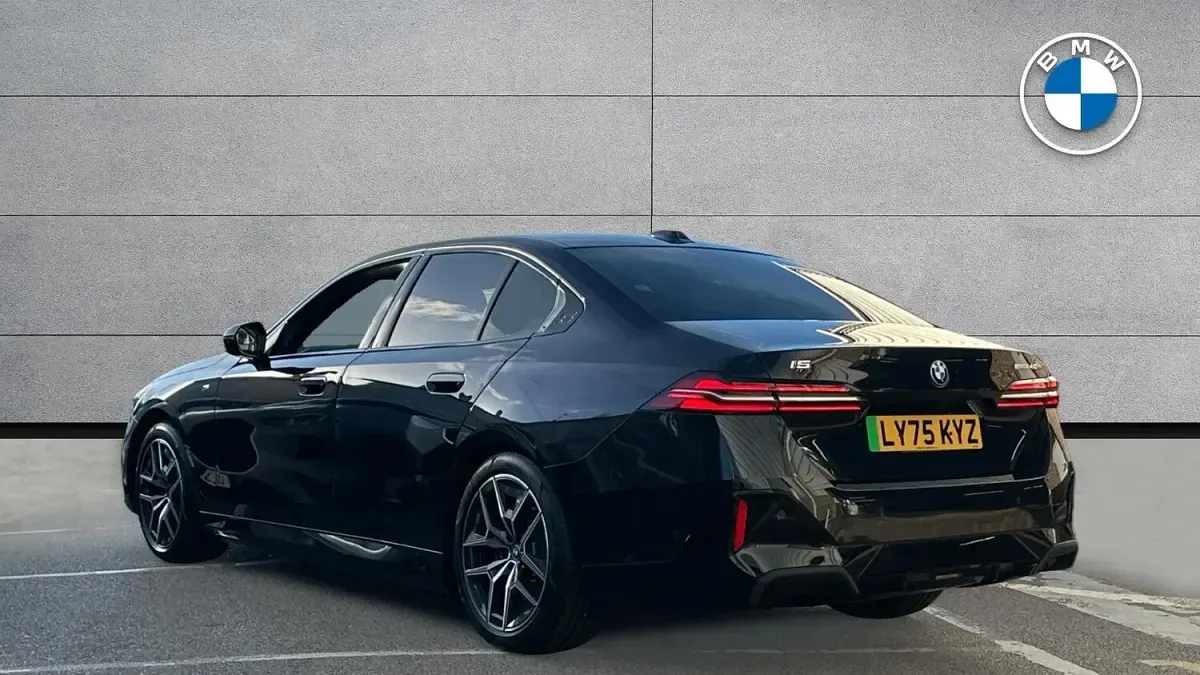 Used BMW i5 M Sport 250 kW (340 HP) 2025 Black Sedan