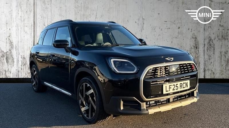 Used Mini Countryman 215 HP (158 kW) 2025 Black SUV