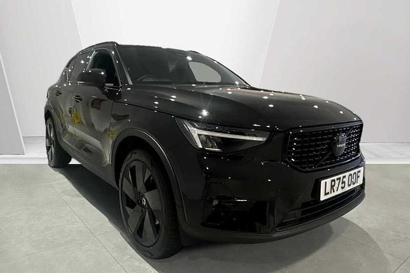 New Volvo XC40 Plus 2025 SUV