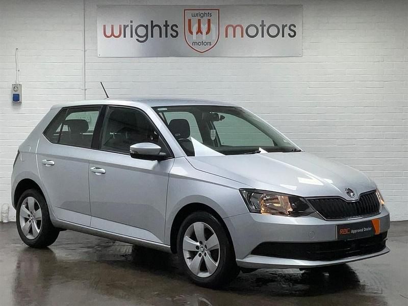 Used Skoda Fabia SE 2015 Silver Hatchback