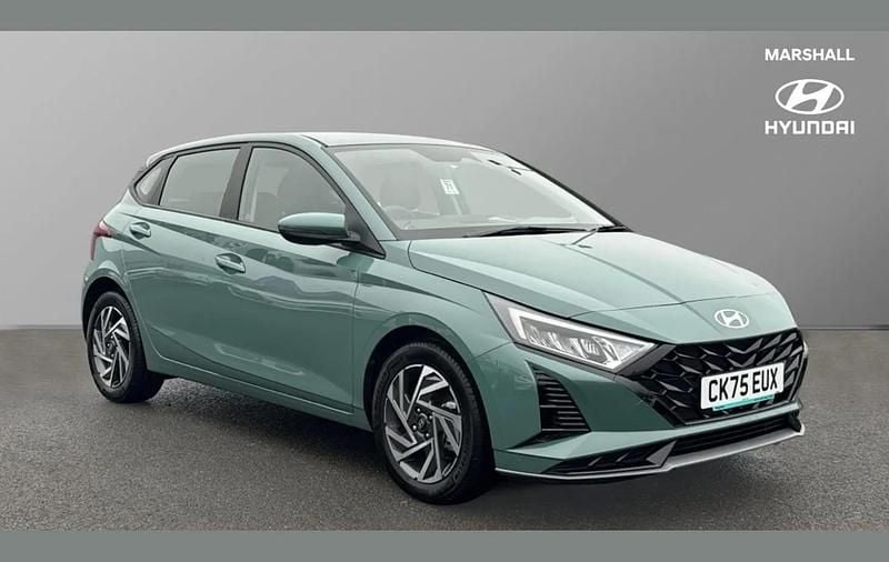 New Hyundai i20 Advanced 100 HP (73 kW) 2025 Green Hatchback