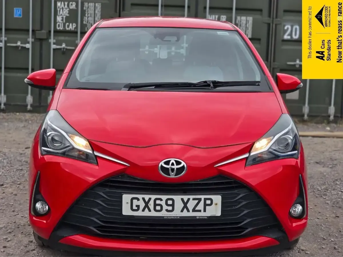 Used Toyota Yaris 120 HP (88 kW) 2020 Red Hatchback
