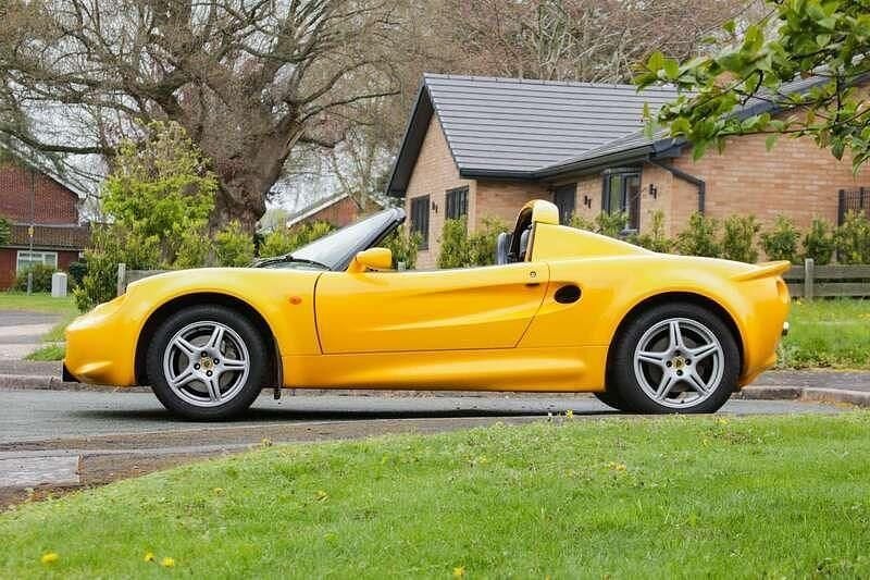 Used Lotus Elise 1998 Yellow Cabriolet