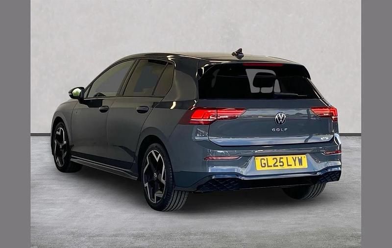 Used VW Golf VIII R-line 147 HP (108 kW) 2025 Grey Hatchback