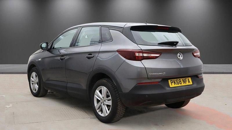 Second-hand Vauxhall Grandland X S 130 CP (95 kW) 2019 Gri SUV