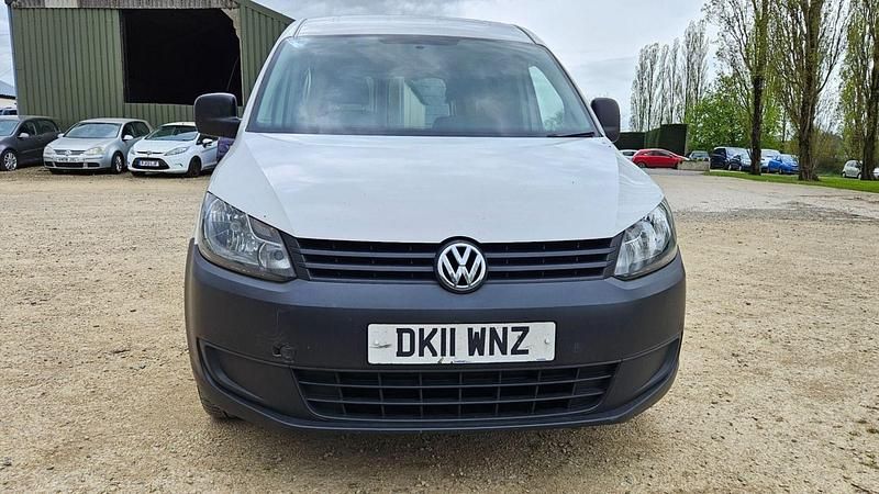 Used VW Caddy 102 HP (75 kW) 2011 White MPV
