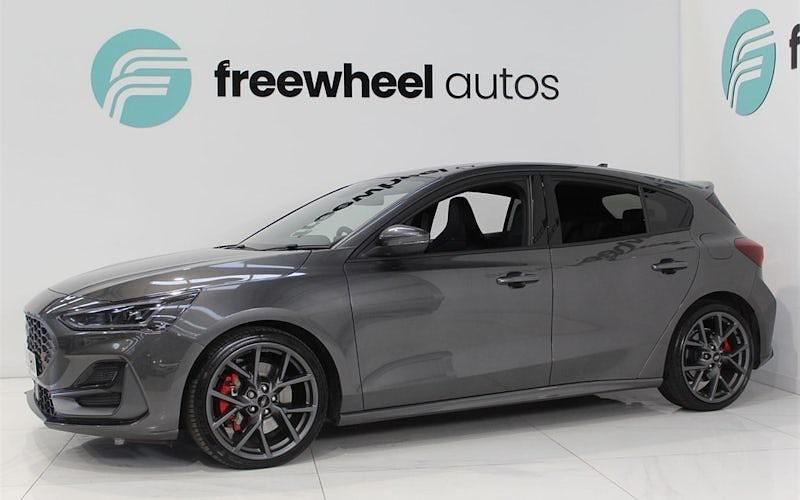 Used Ford Focus ST 280 HP (205 kW) 2024 Hatchback