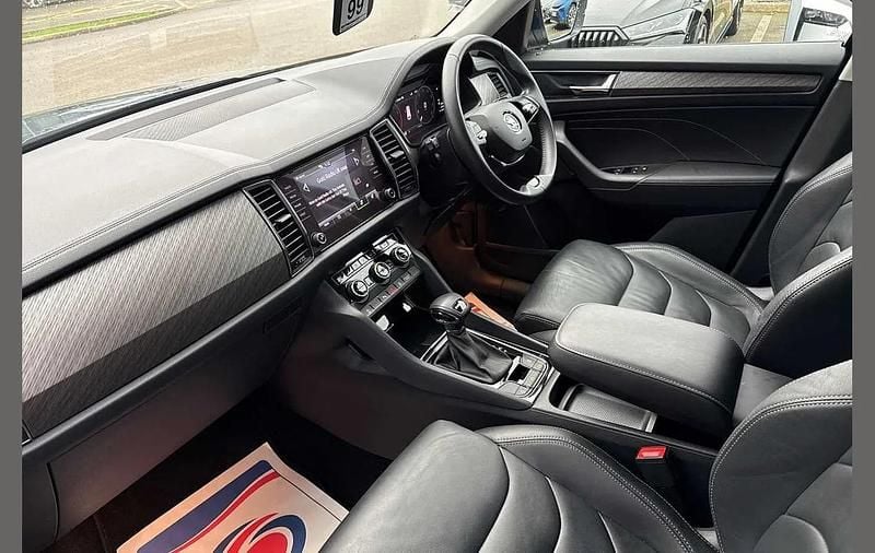 Used Skoda Kodiaq SE L Executive 147 HP (108 kW) 2024 Petrol blue metallic SUV