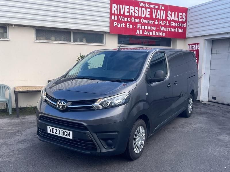 Grey Used 2023 Toyota Proace Van | £16,995 (Fair price) - Image 1/4