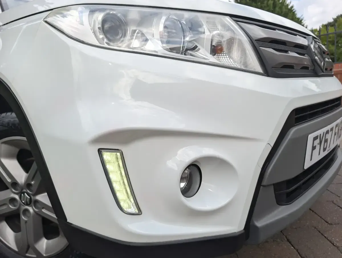 Used Suzuki Vitara SZ-T 120 HP (88 kW) 2017 Superior white SUV