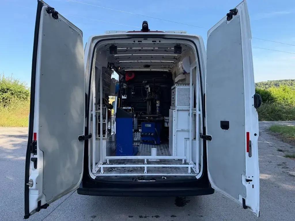 Used VW Crafter Trendline 140 HP (102 kW) 2021 White Van