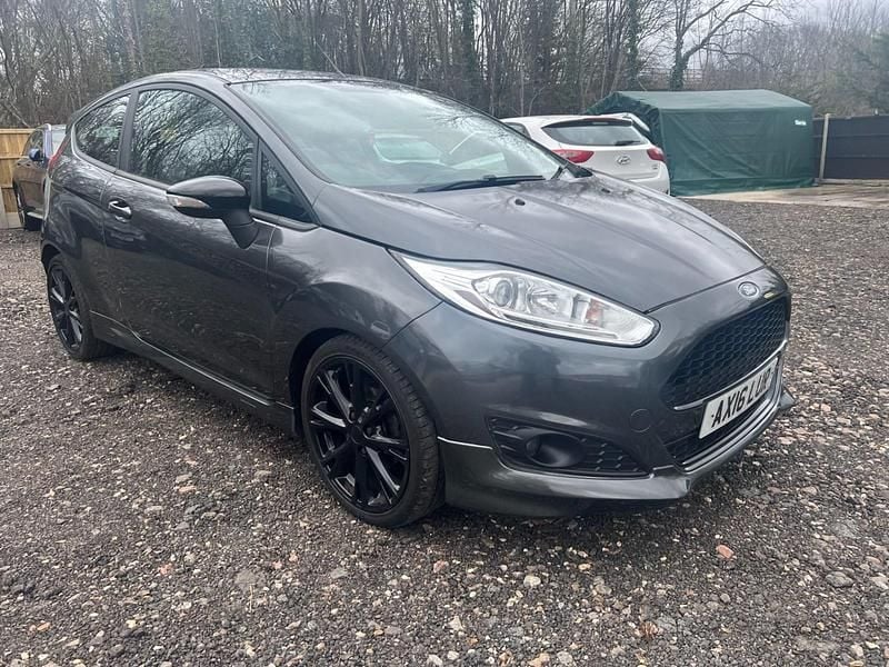 Used Ford Fiesta Zetec 2016 Grey Hatchback
