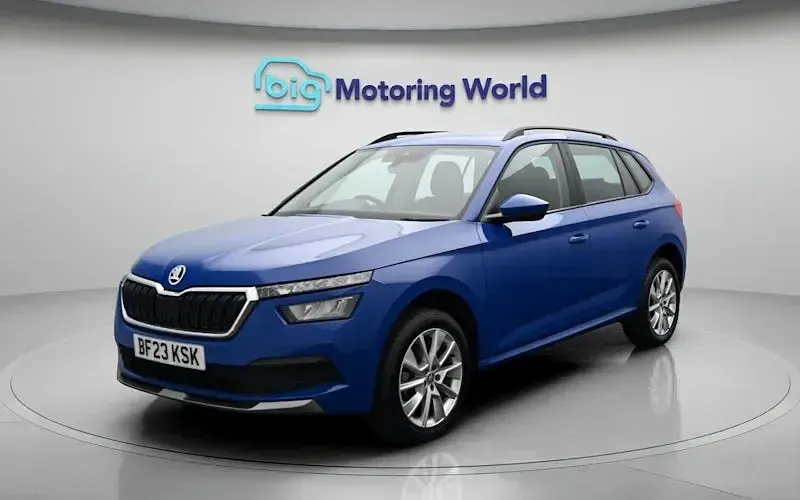 Used Skoda Kamiq SE 95 HP (69 kW) 2023 Blue SUV
