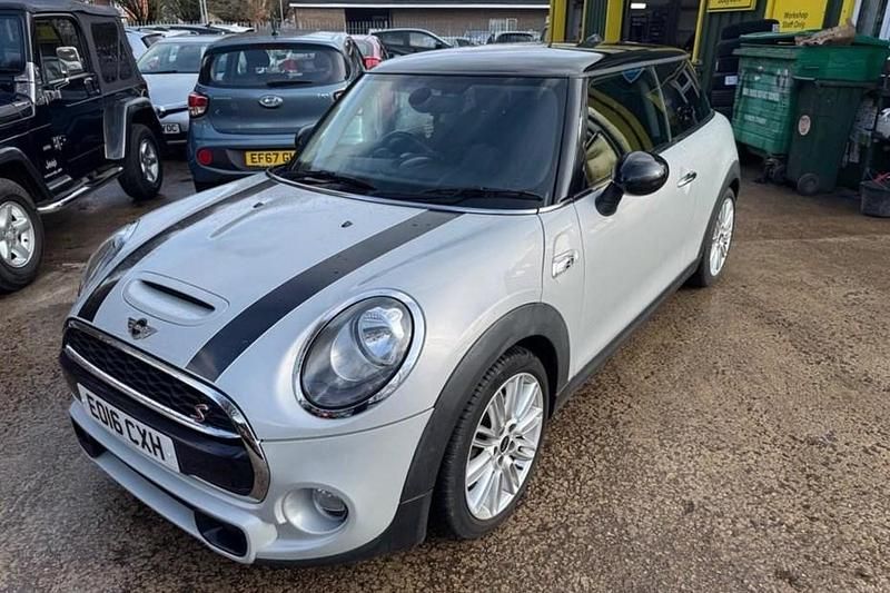 Silver Used 2016 Mini Cooper S Hatch Hatchback | £9,999 (Fair price) - Image 1/1