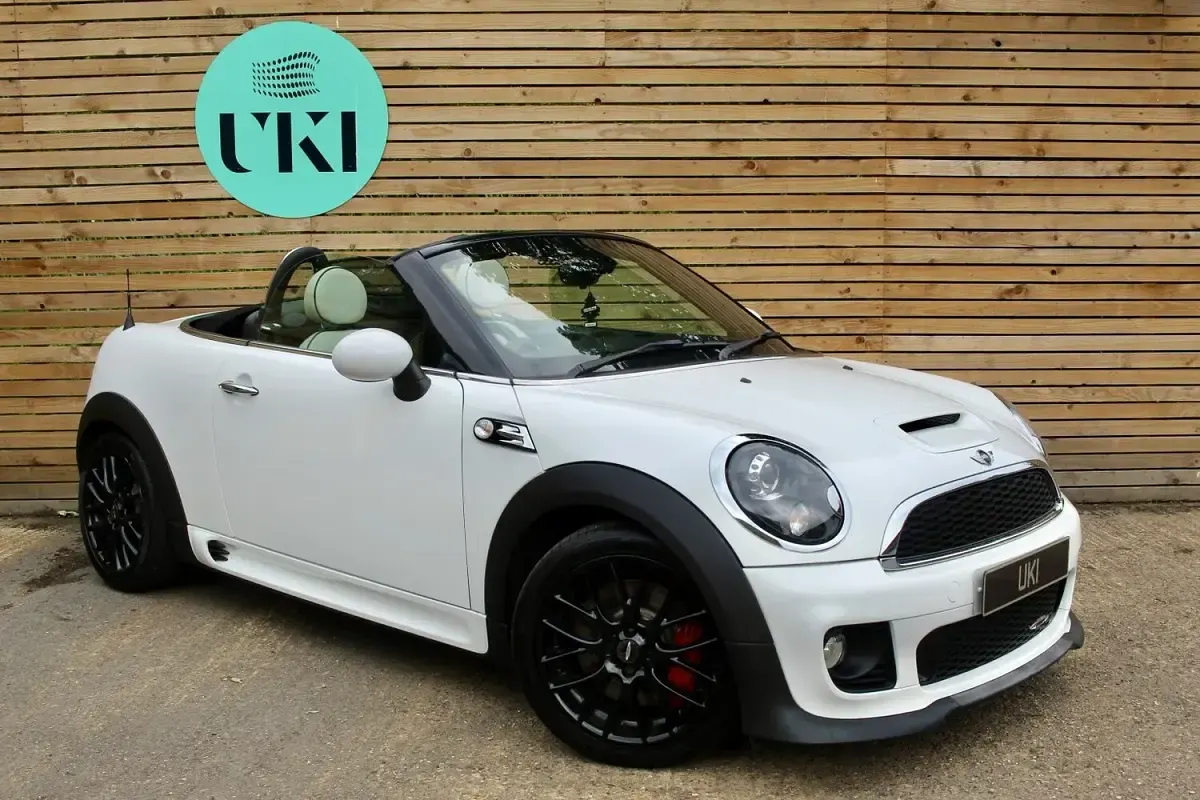 Used Mini John Cooper Works Roadster 211 HP (155 kW) 2012 Silver Cabriolet