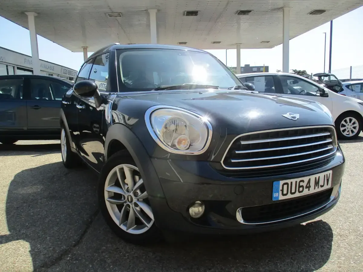 Used Mini Cooper 2014 Black Hatchback
