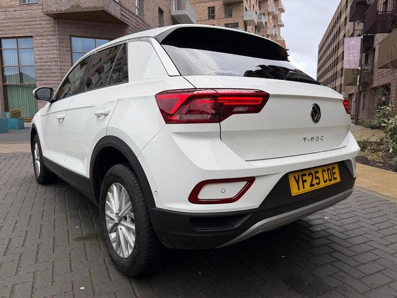 Used VW T-Roc Life 2025 White SUV