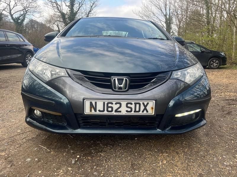 Used Honda Civic ES 142 HP (104 kW) 2012 Green Hatchback