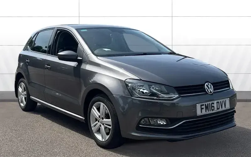 Begagnad VW Polo Match 90 HK (66 kW) 2016 Halvkombi