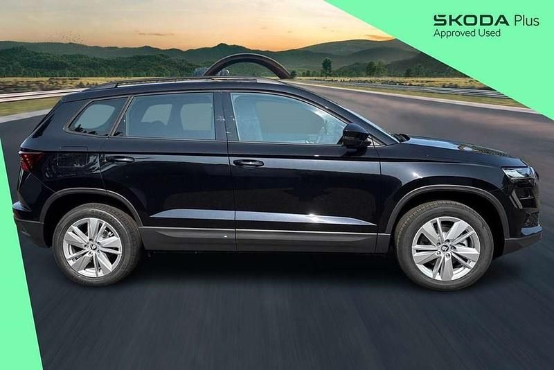 Used Skoda Karoq SE 150 HP (110 kW) 2025 Black magic pearl effect SUV