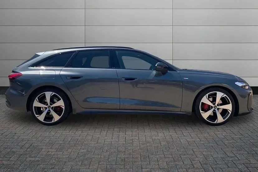 Used Audi A5 Comfort 204 HP (150 kW) 2026 Grey Estate