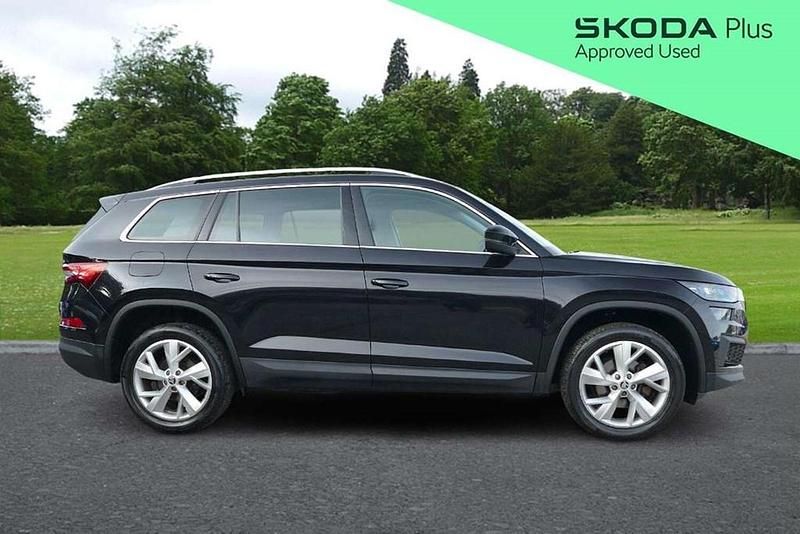 Used Skoda Kodiaq SE L 150 HP (110 kW) 2022 Black magic pearl effect SUV
