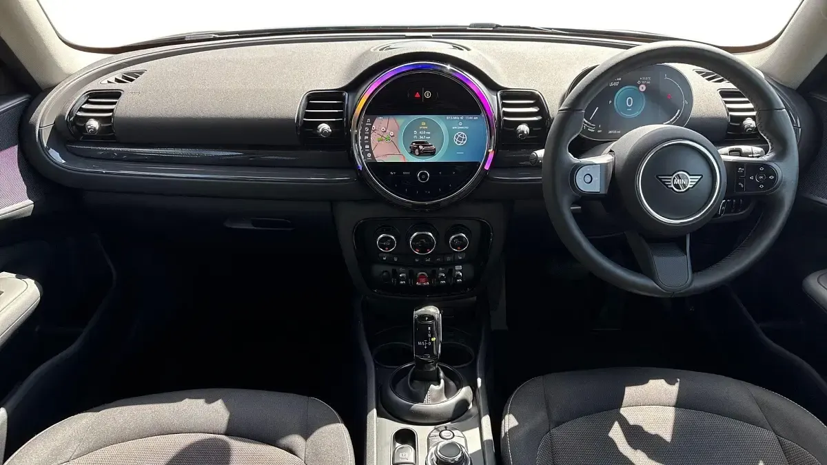 Used Mini Cooper Clubman Classic 134 HP (98 kW) 2023 Black Estate