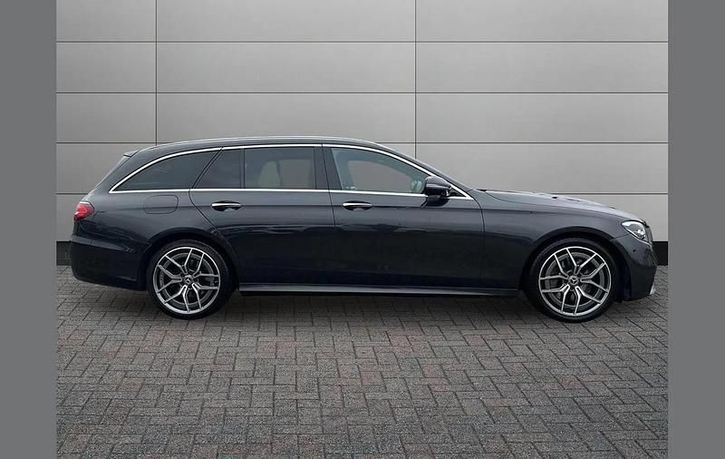 Used Mercedes E200 AMG Line Premium 194 HP (142 kW) 2023 Grey Estate