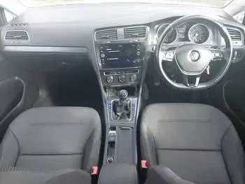 Used VW Golf VII SE 115 HP (84 kW) 2018 White Hatchback