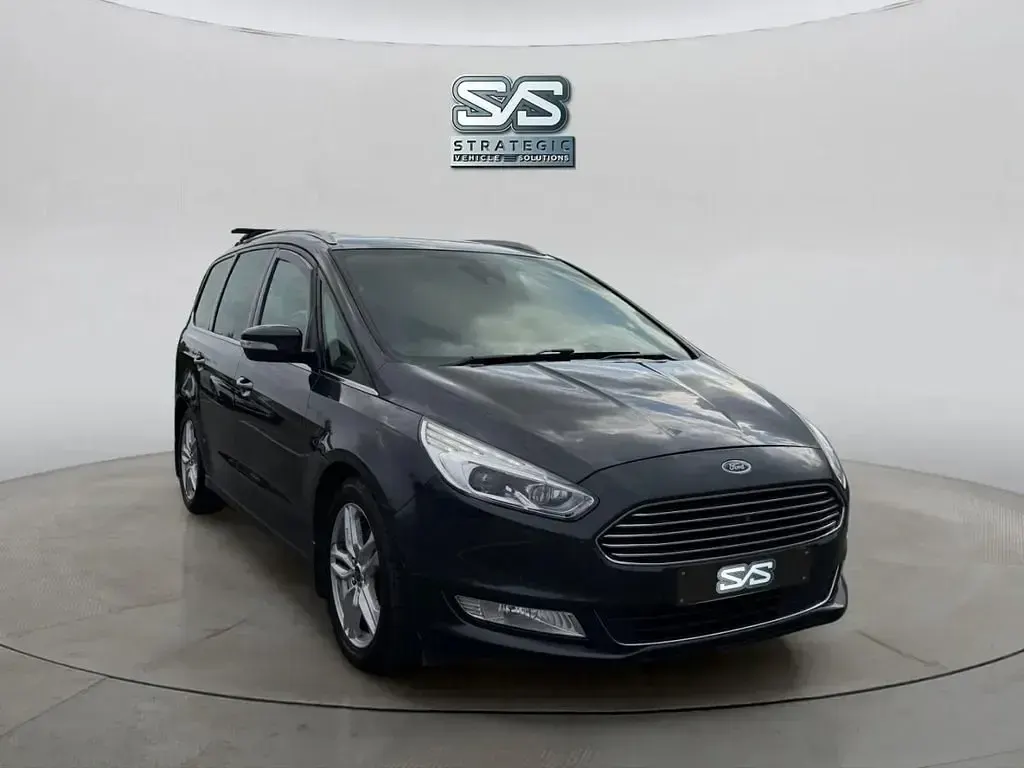 Begagnad Ford Galaxy Titanium X 180 HK (132 kW) 2016 Grön Minibuss