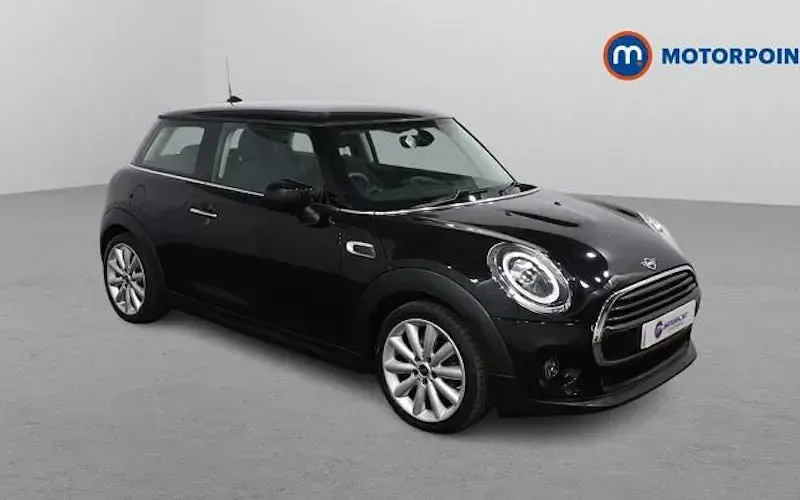 Begagnad Mini Cooper Classic 136 HK (100 kW) 2020 Halvkombi
