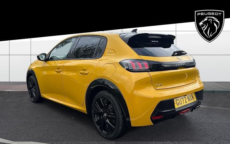 Used Peugeot 208 Premium 131 HP (96 kW) 2022 Yellow Hatchback