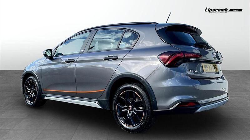 Used Fiat Tipo Garmin 128 HP (94 kW) 2023 Grey Hatchback