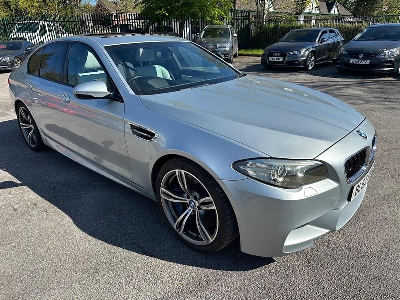 Used BMW M5 Comfort Edition 2014 Blue Sedan