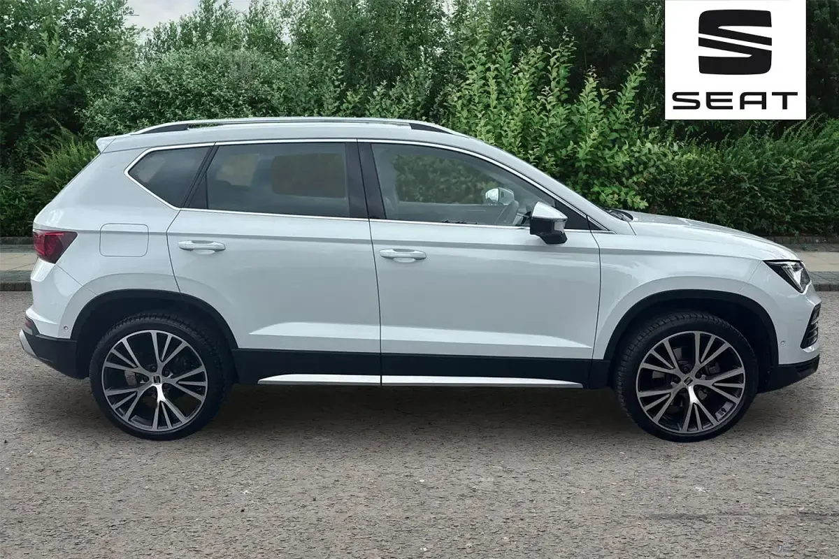 Used Seat Ateca Xperience Lux 150 HP (110 kW) 2024 Glacial white SUV
