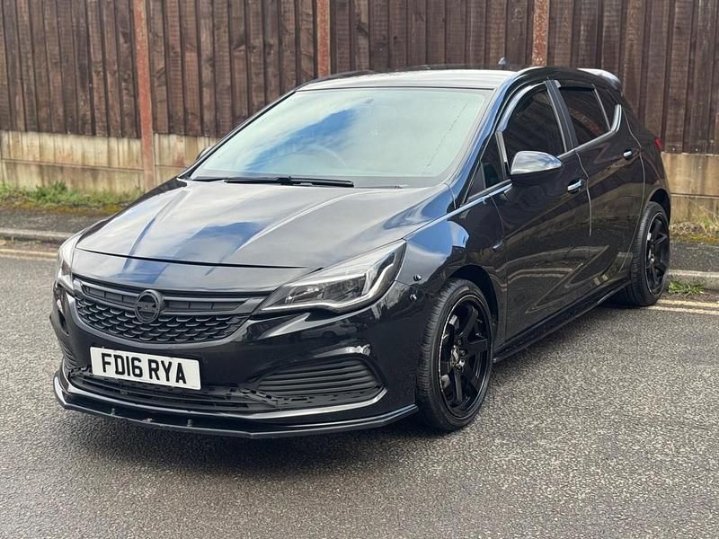 Used Vauxhall Astra Design Edition 2016 Black Hatchback