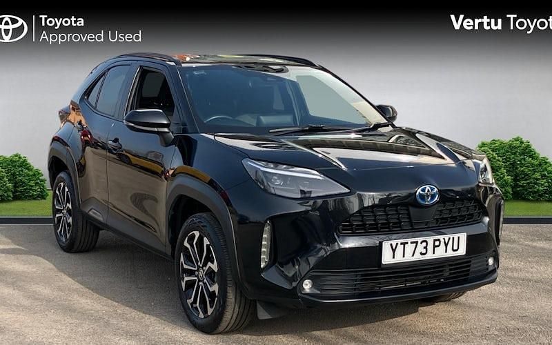 Used Toyota Yaris Hybrid Design 116 HP (85 kW) 2026 Estate