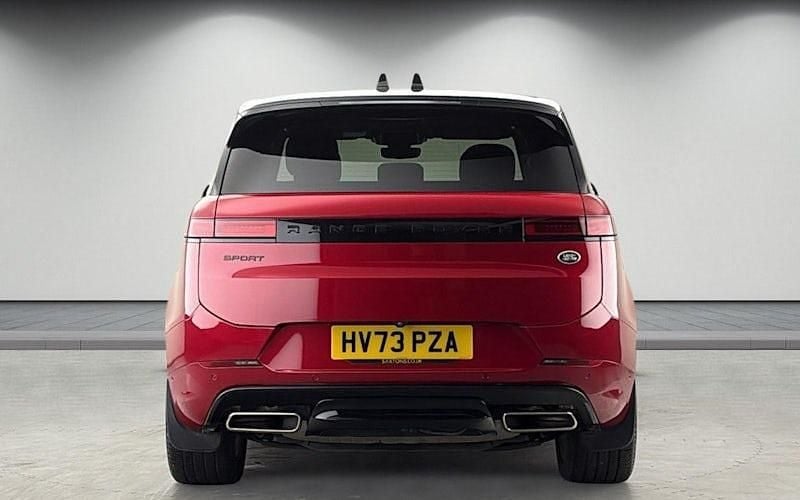 Second-hand Land Rover Range Rover Sport SE Dynamic 441 CP (324 kW) 2023 Roșu SUV