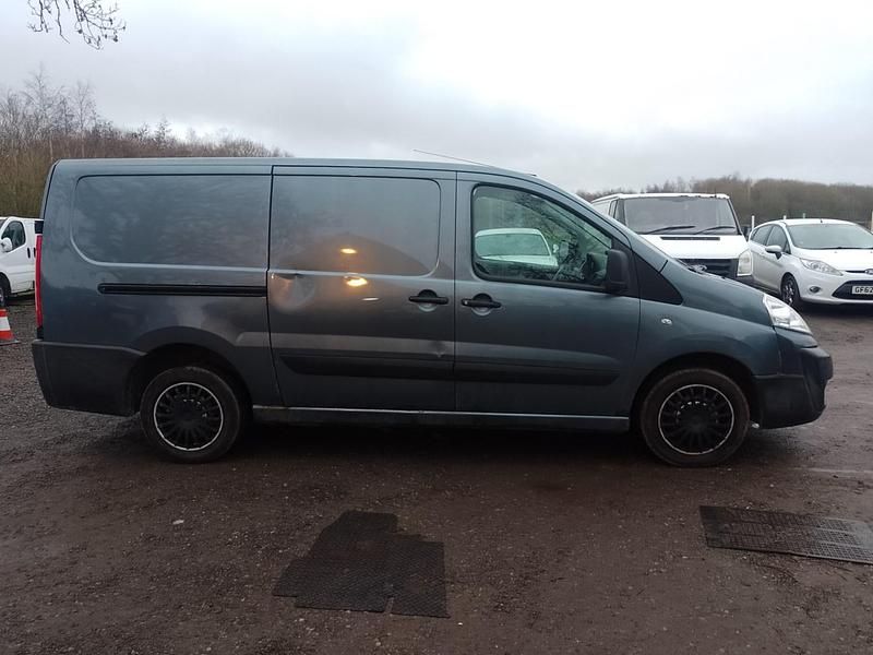 Grey Used 2016 Citroën Dispatch MPV | £1,595 - Image 1/4