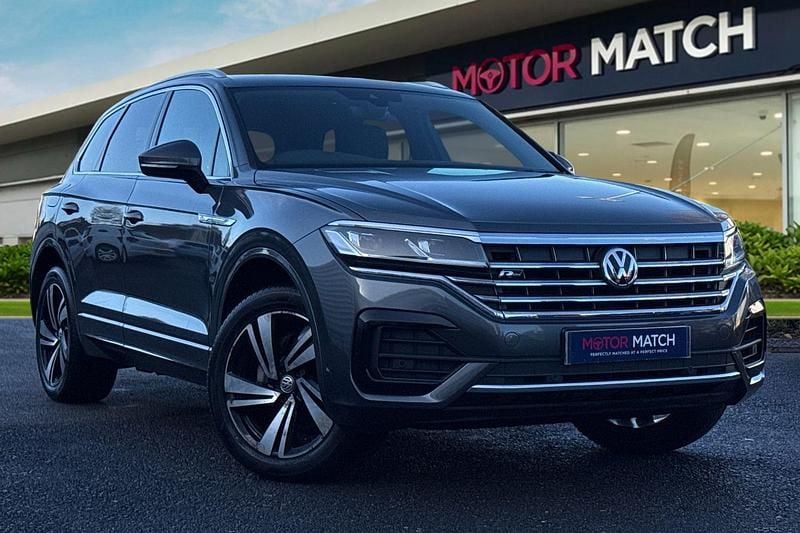Grey Used 2019 VW Touareg R-line SUV | £27,294 (Fair price) - Image 1/4