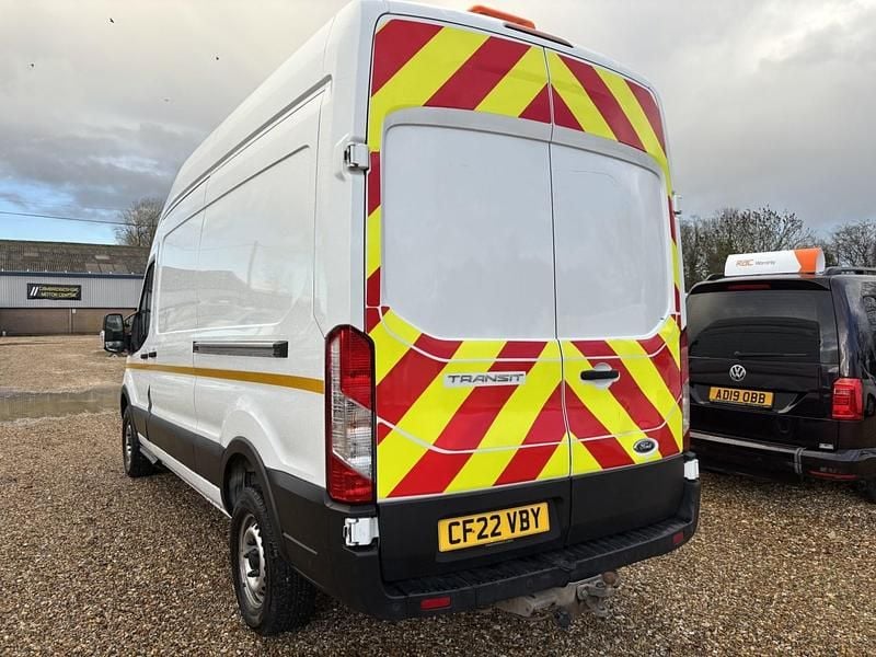 Second-hand Ford Transit 130 CP (95 kW) 2022 Alb Van