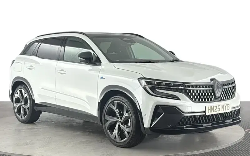 Second-hand Renault Austral Iconic Esprit Alpine 200 CP (147 kW) 2025 Alb SUV