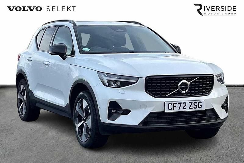 Used Volvo XC40 Ultimate 197 HP (144 kW) 2023 Crystal white SUV