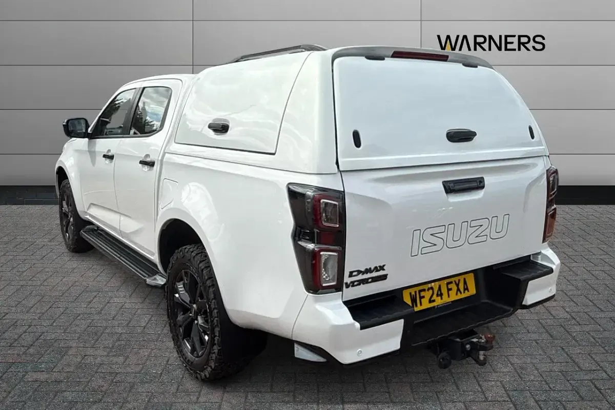 Second-hand Isuzu D-Max 162 CP (119 kW) 2024 Alb Pickup