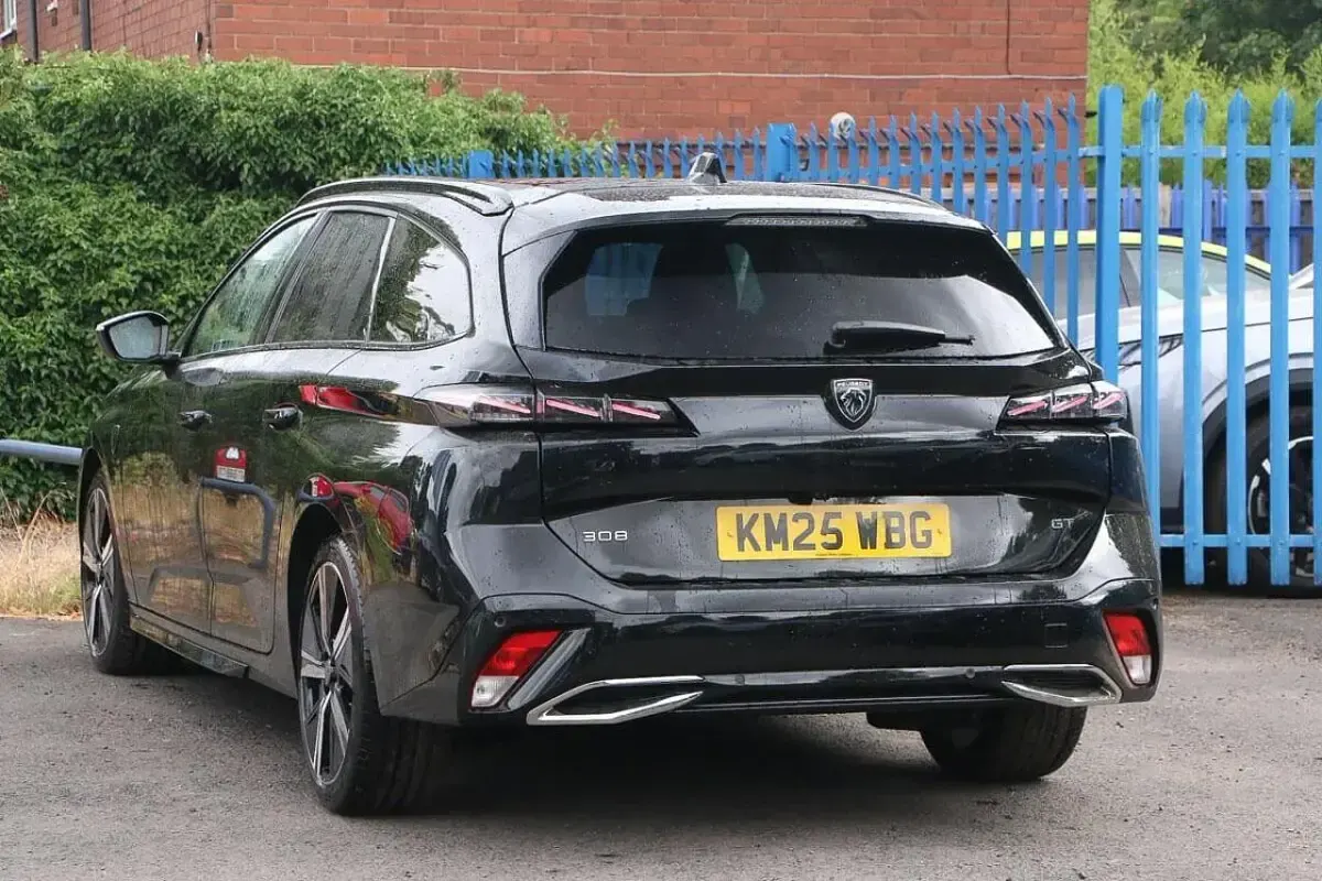 Used Peugeot 308 SW GT 134 HP (98 kW) 2025 Black Estate