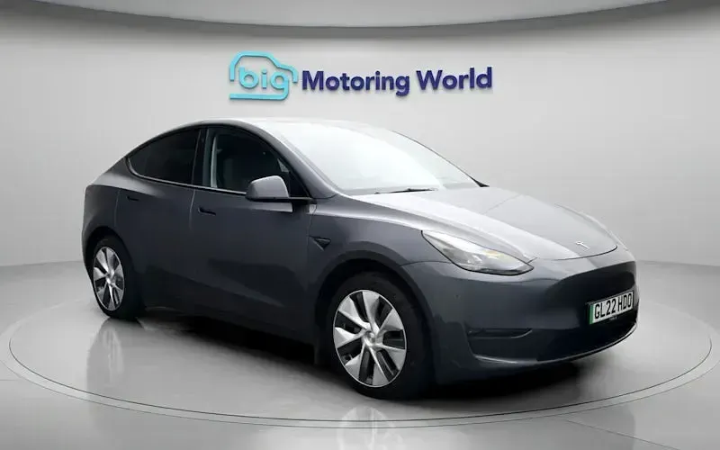 Used Tesla Model Y Long Range AWD 286 kW (389 HP) 2025 SUV